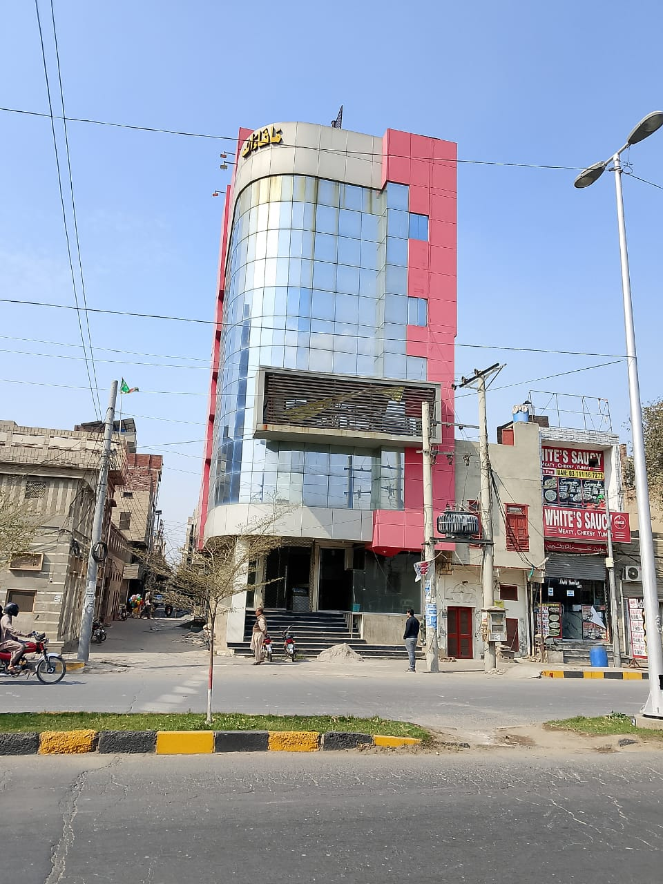 BIT Bitlogia Institute of Technology building on GCUF Road, Faisalabad